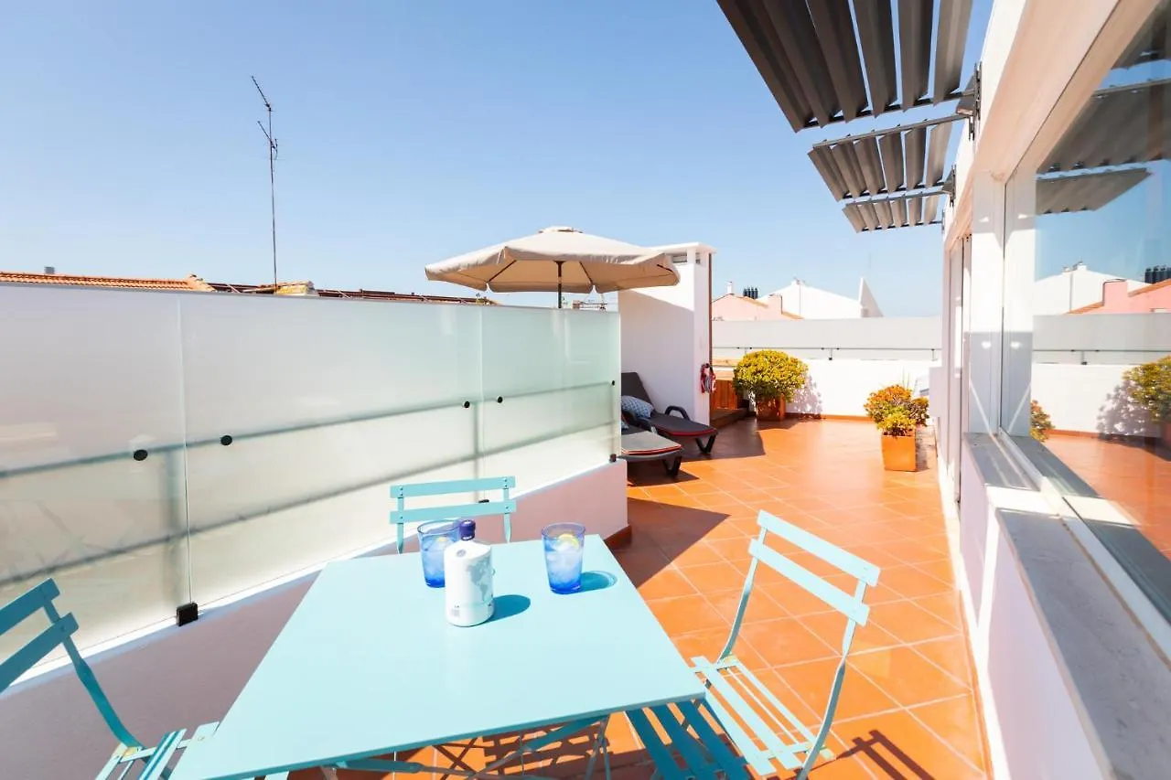 Ambassador River Shower Suites Lisboa شقة